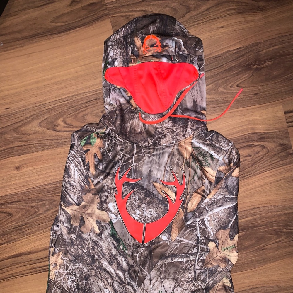Pretty Real tree Hoodies..just send me offer !